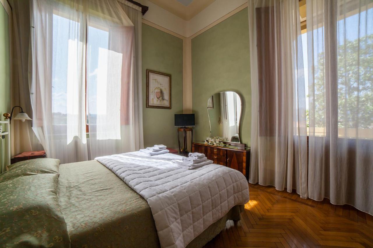 Villa Moorings Barga Eksteriør bilde